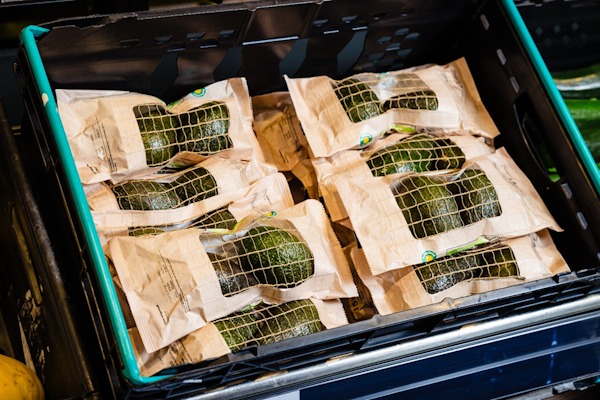 Sainsburys-Plastic-Free-Packaging-Avocados